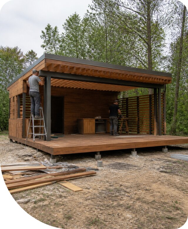 Строительство летней кухни с террасой под ключ в Карпинске